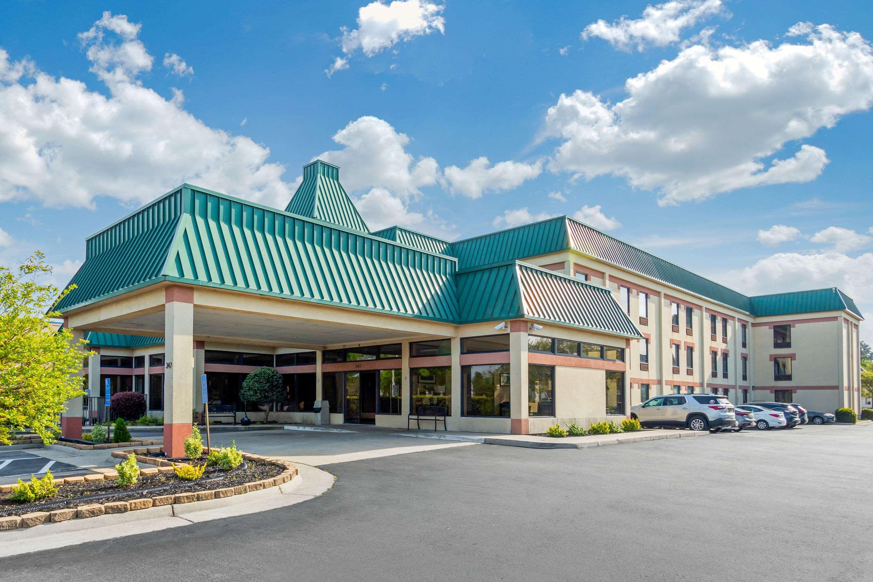 Quality Inn & Suites Olde Town Portsmouth Exterior photo